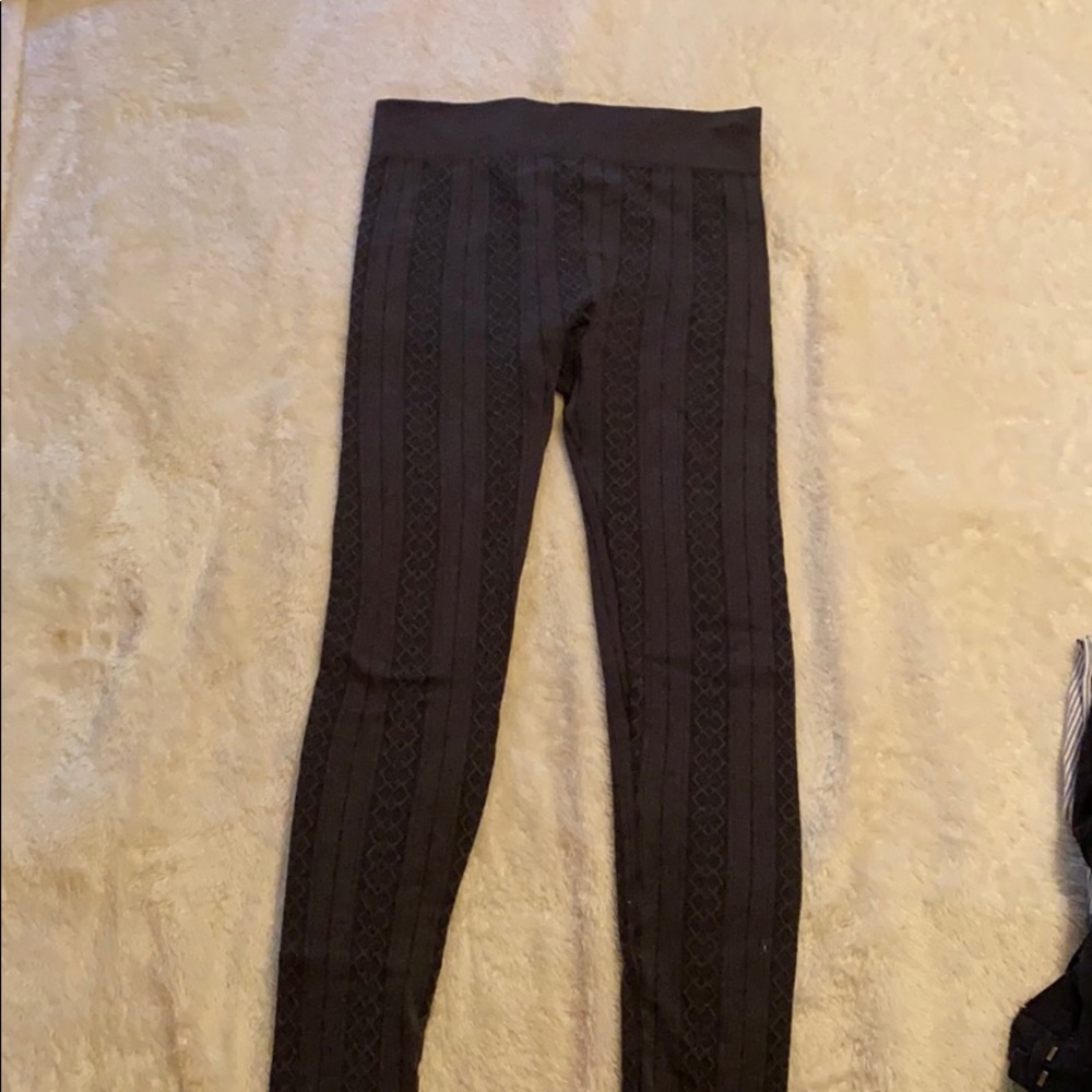 Patterned leggings